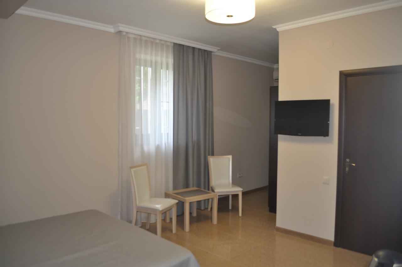 Inn Volna Gudauta Exterior foto